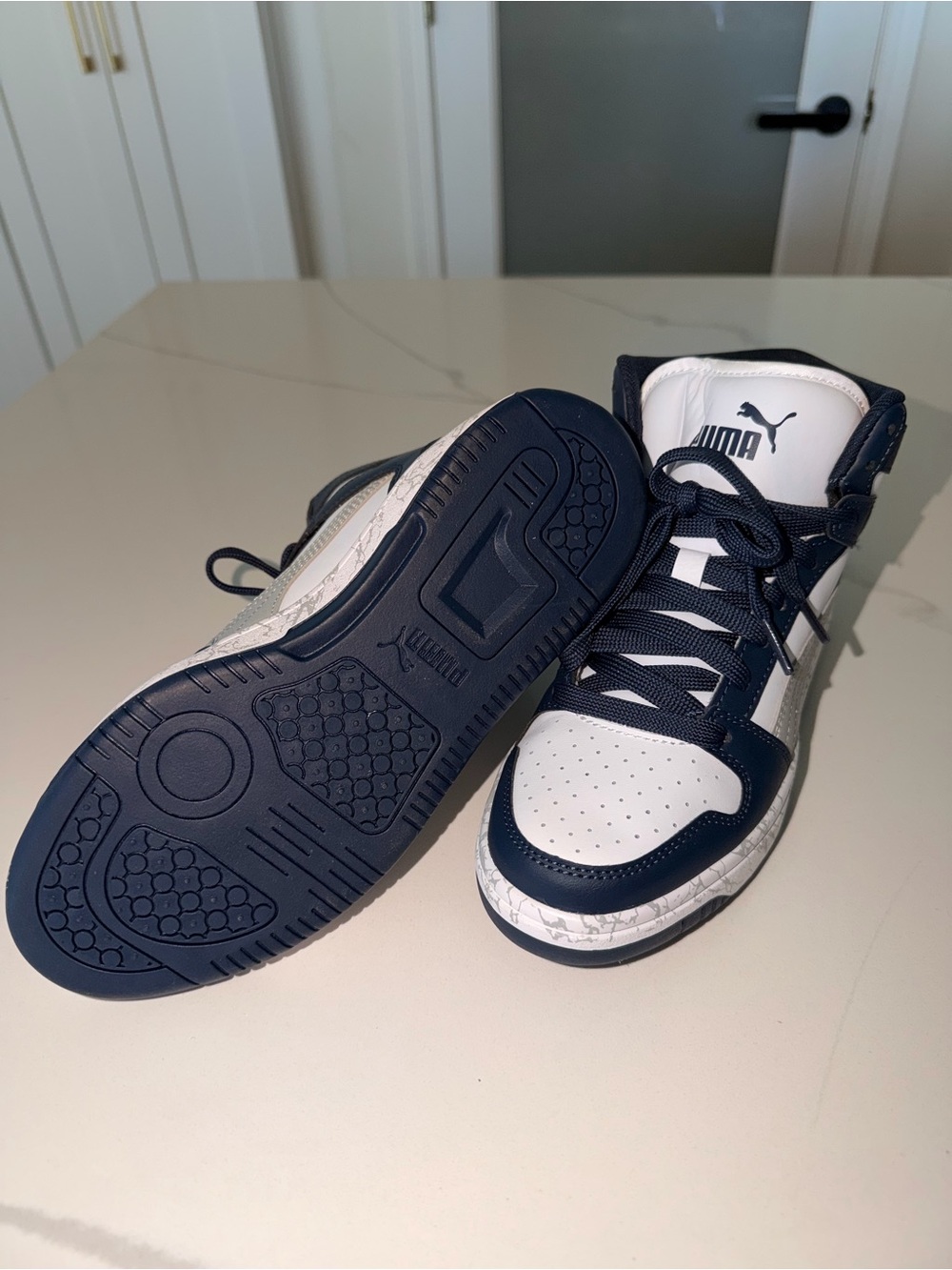 Puma Men’s White and Navy Low-Top Sneakers